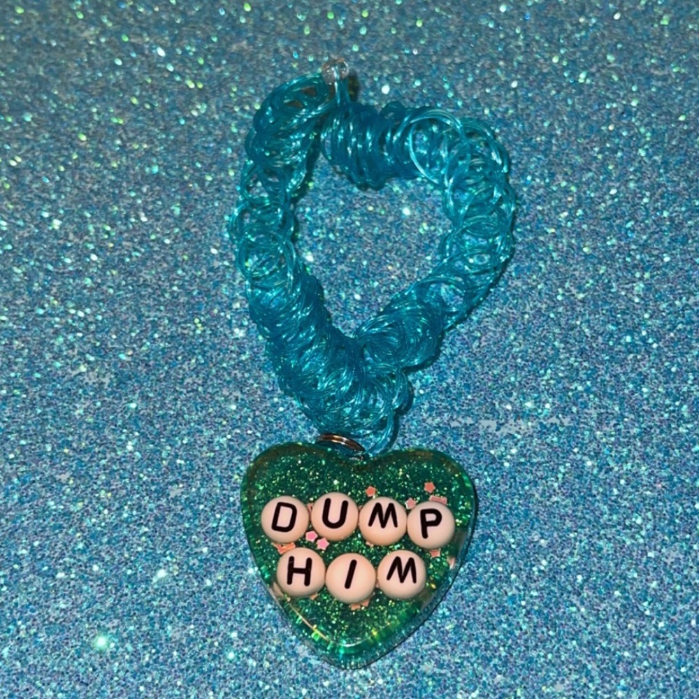 Blue Dump Him Heart Choker